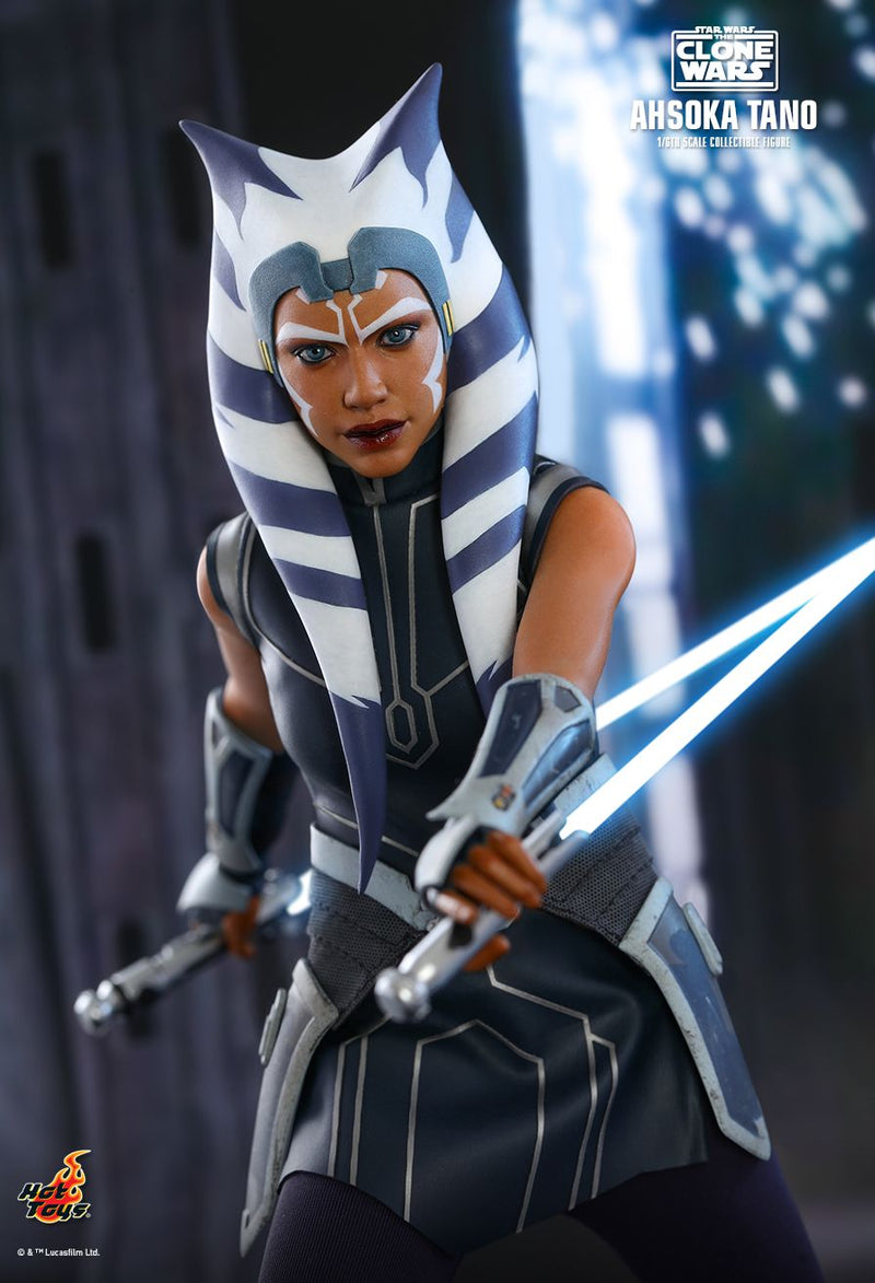 Load image into Gallery viewer, Star Wars The Clone Wars - Ahsoka - MINT IN BOX
