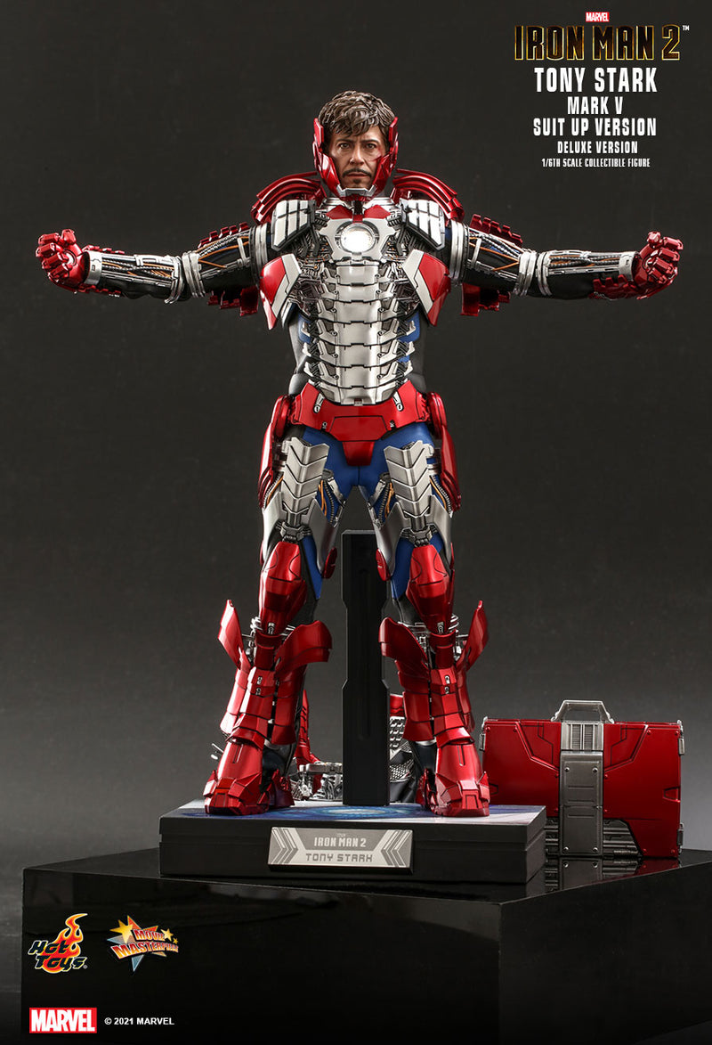 Load image into Gallery viewer, Iron Man 2 - Tony Stark MKV Suit Up Version DELUXE - MINT IN BOX
