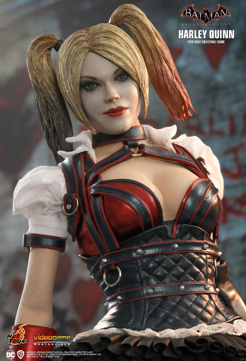 Load image into Gallery viewer, Batman: Arkham Knight - Harley Quinn - MINT IN BOX
