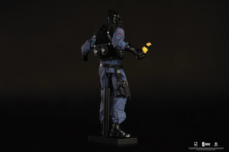 Load image into Gallery viewer, Rainbow Six Siege - Defending Operator Smoke - MINT IN BOX
