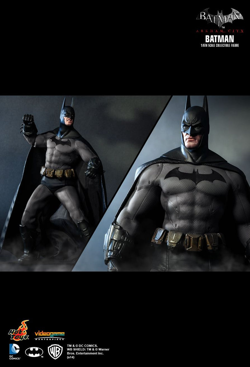 Load image into Gallery viewer, Arkham City - Batman - Batclaw w/Interchangeable Hook
