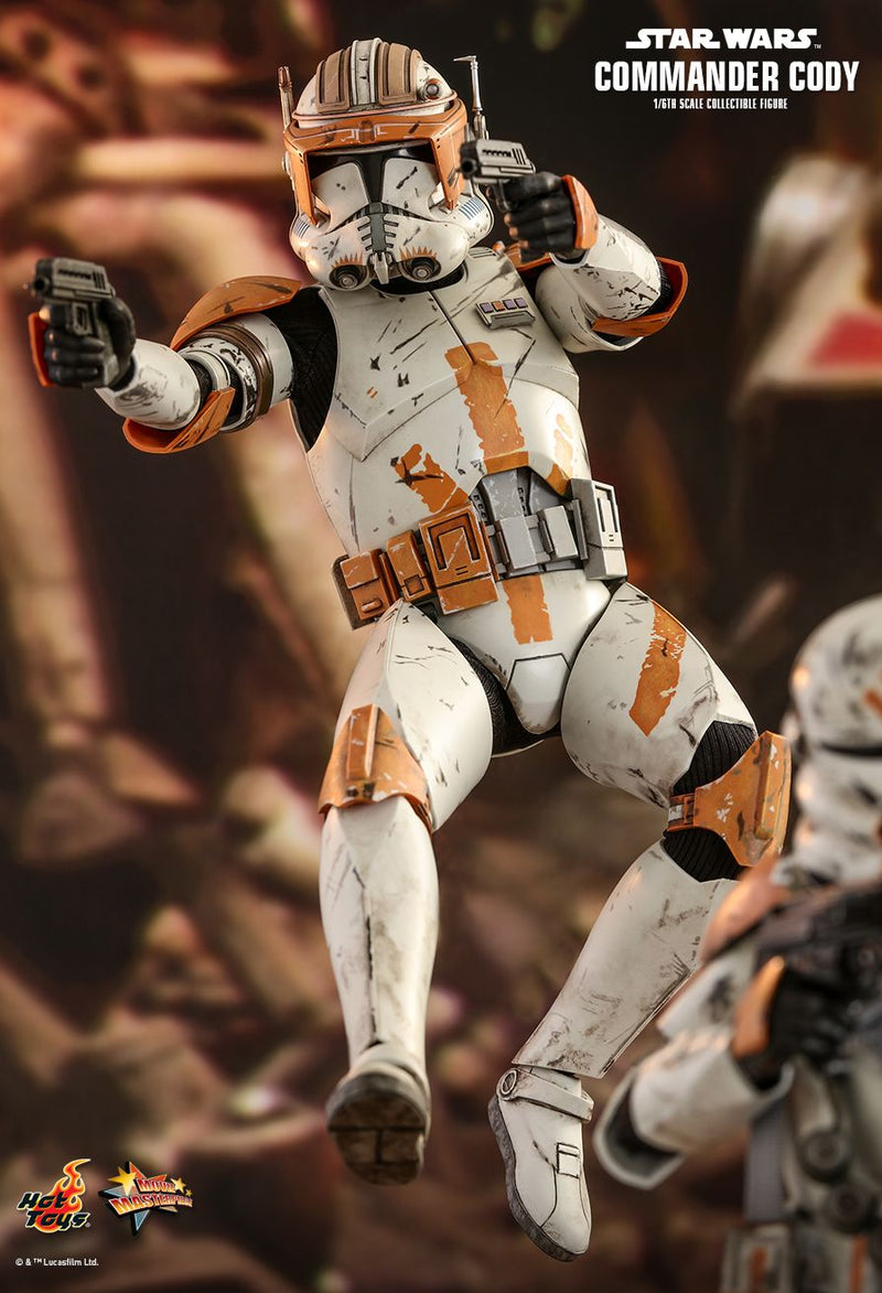 Load image into Gallery viewer, Star Wars - Commander Cody - LED-Light Up Arm w/Hologram Figures
