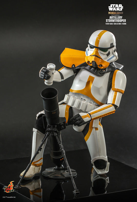 Star Wars Artillery Stormtrooper - Male Armored Gloved Hand Set