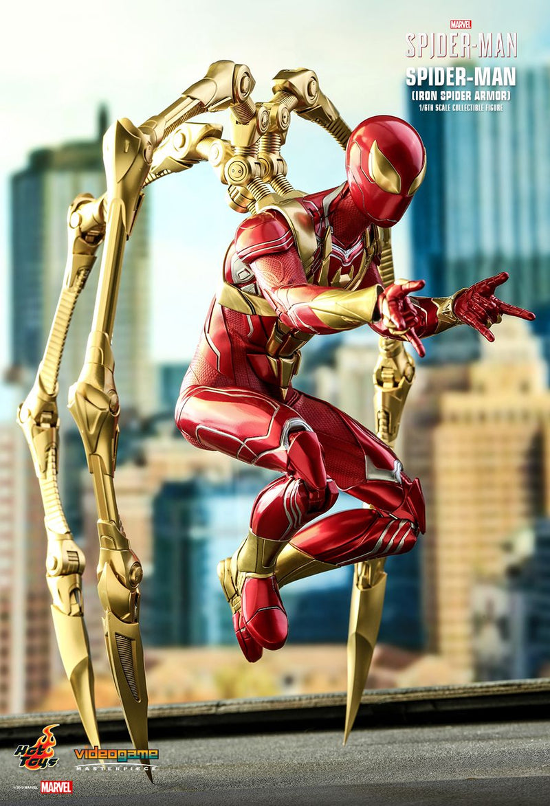 Load image into Gallery viewer, Spider-Man - Iron Spider - MINT IN BOX
