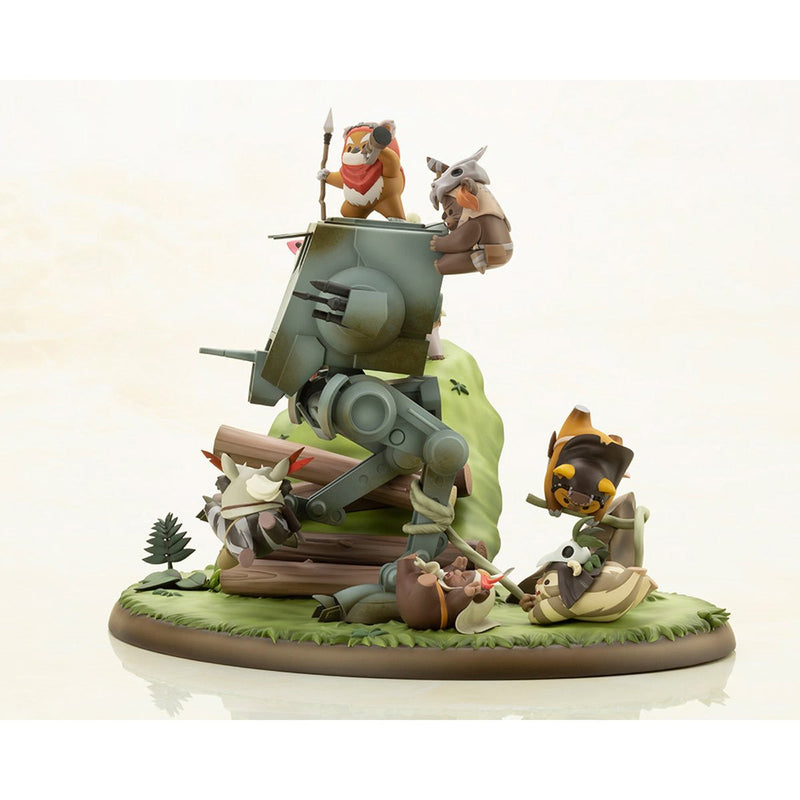 Load image into Gallery viewer, Other Scale - Battle of Endor Little Rebels Model Kit - MINT IN BOX
