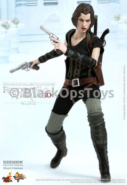 Load image into Gallery viewer, Resident Evil - Alice - Shotgun w/Removable Shells (x2)
