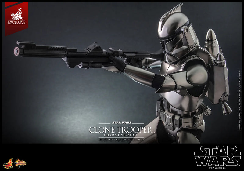 Load image into Gallery viewer, Star Wars - Clone Trooper Chrome Version - MINT IN BOX
