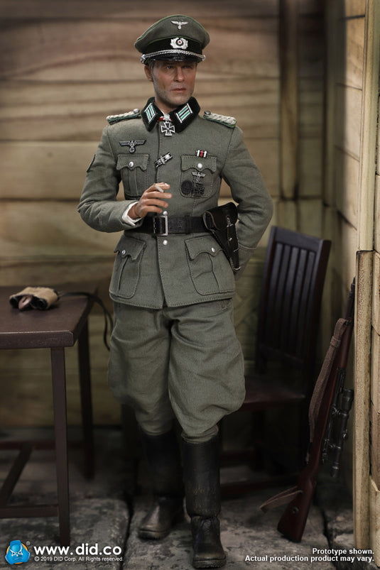 WWII - Stalingrad - Major Konig - Male Base Body w/Uniform Set