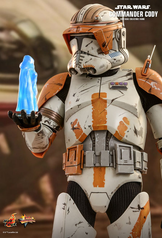 Star Wars - Commander Cody - LED-Light Up Arm w/Hologram Figures