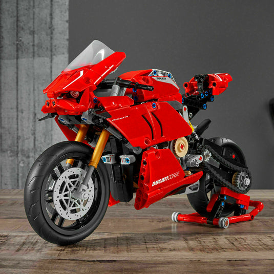 Ducati panigale v4 r lego 2025 technic