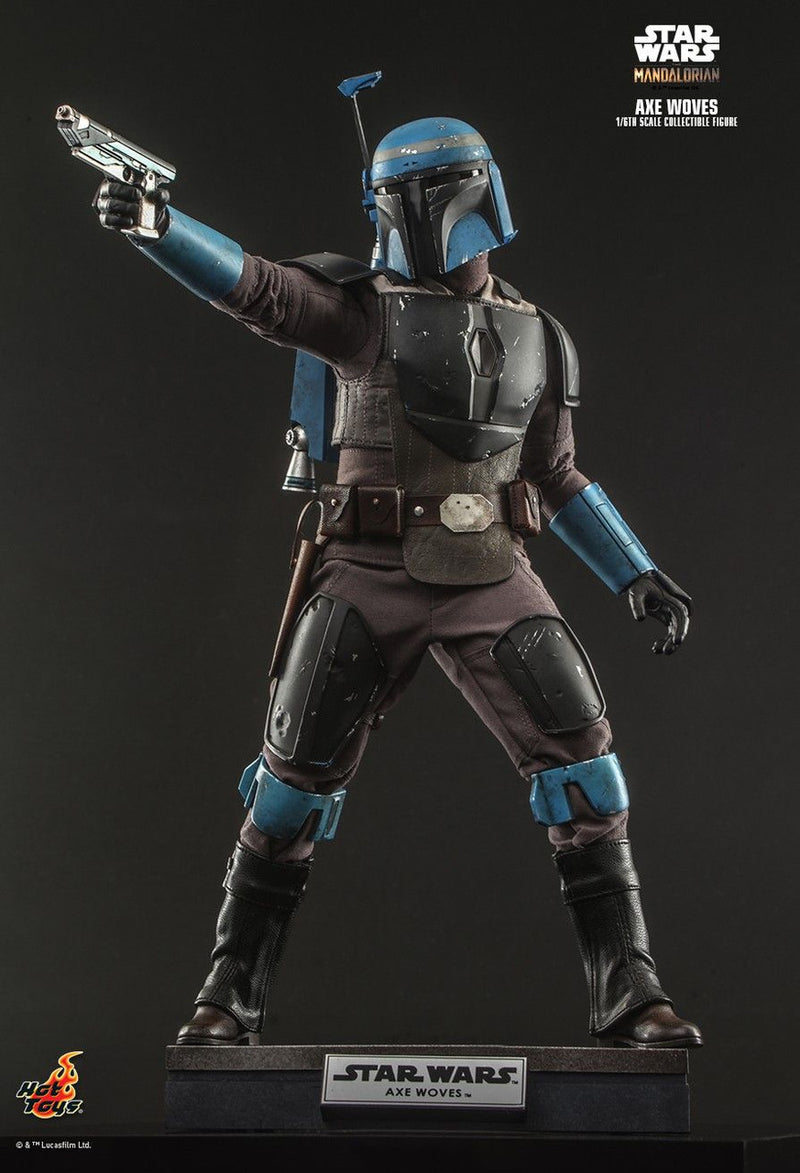 Load image into Gallery viewer, Star Wars The Mandalorian Axe Woves - Base Figure Stand w/Diorama
