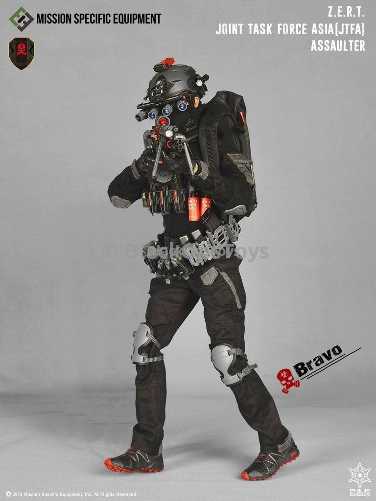 Load image into Gallery viewer, ZERT Joint Task Force Asia Black &amp; Grey Bravo Version Knee Pads
