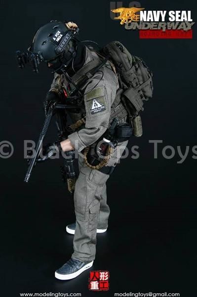Load image into Gallery viewer, U.S. Navy Seal - Boarding Unit - Black Radio Communications Set
