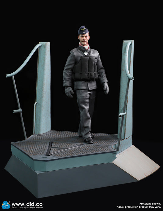WWII - German U-Boat Seaman w/Gun Deck & Tower Part C&D - MINT IN BOX