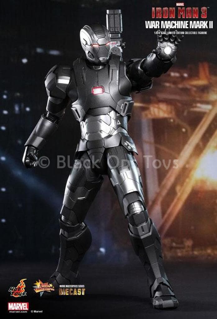 Load image into Gallery viewer, Iron Man 3 Diecast Metal War Machine Mark II Mint In Box
