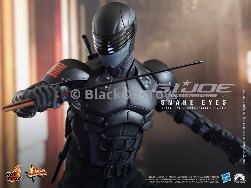 Load image into Gallery viewer, G.I. Joe Retaliation Snake Eyes Collectible Figure Mint in Box
