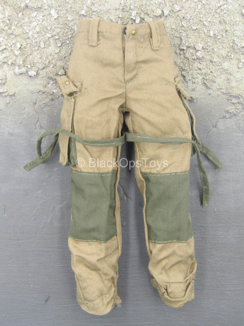 Load image into Gallery viewer, WWII - 101st Airborne - Tan Paratrooper Uniform
