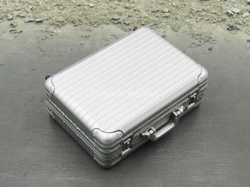 Load image into Gallery viewer, Avengers - Nick Fury - Briefcase To Hold Tesseract (NO TESSERACT)
