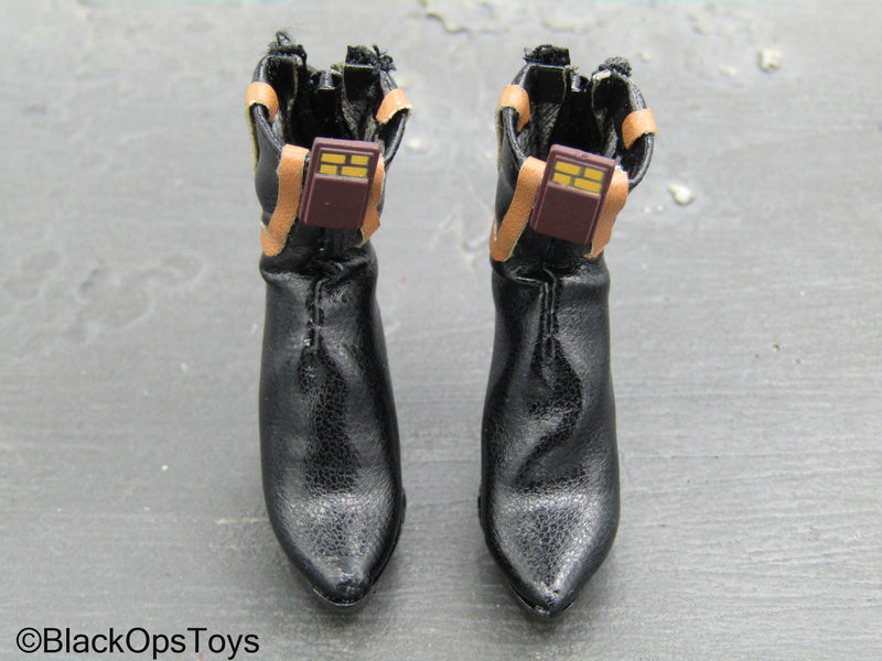 Load image into Gallery viewer, Bee Girl Beautiful Stinger - Female Leather Like Boots (Peg Type)

