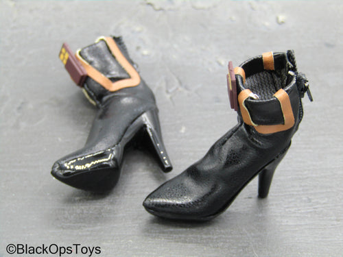 Bee Girl Beautiful Stinger - Female Leather Like Boots (Peg Type)