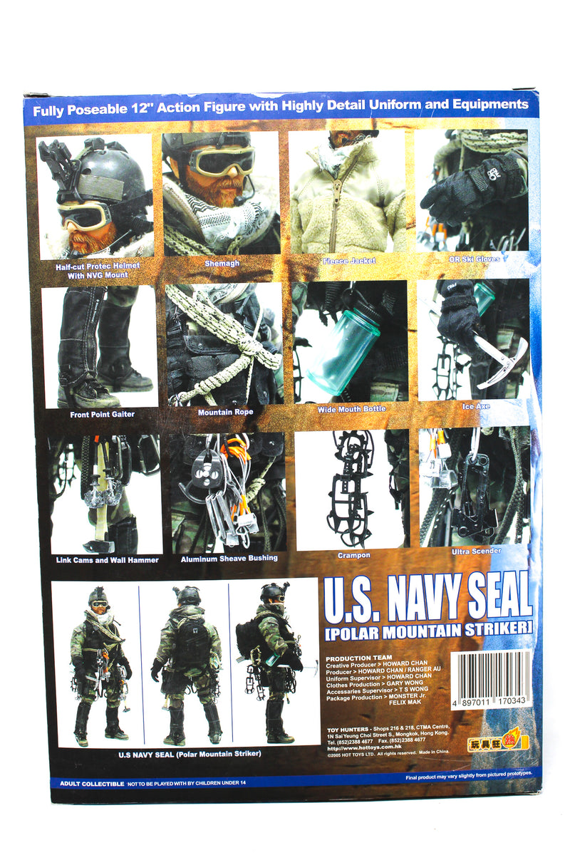 Load image into Gallery viewer, Polar Mountain Striker - Male Base Body w/Head Sculpt
