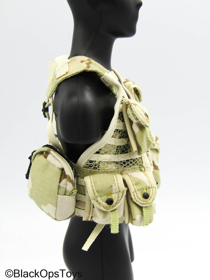 Load image into Gallery viewer, 3C Desert Camo Combat Vest w/MOLLE Pouches
