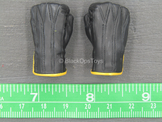 X-Men Last Stand - Wolverine - Male Fist Gloved Hands