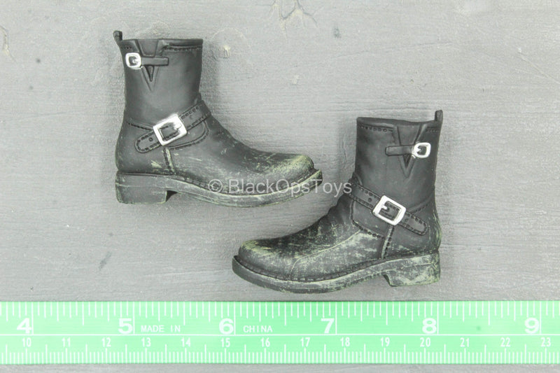 Load image into Gallery viewer, CIA Operative - Black Boots (Peg Type)
