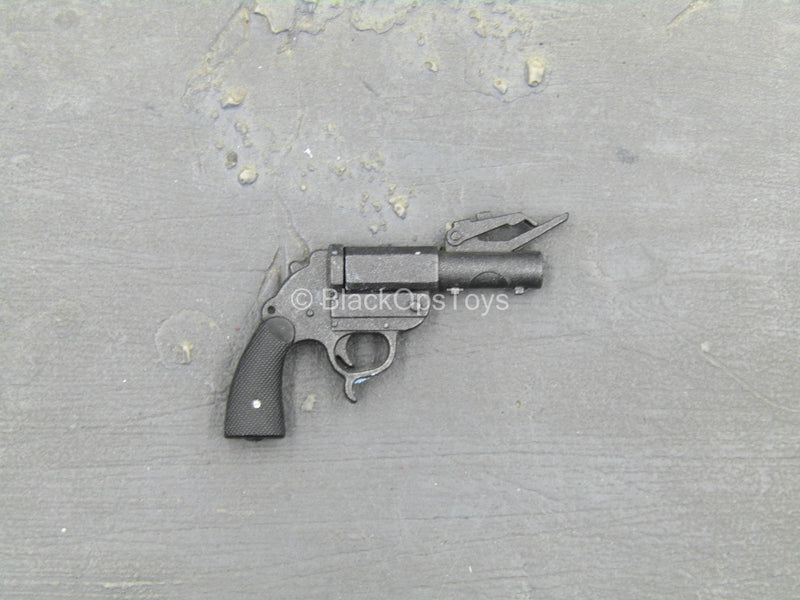 Load image into Gallery viewer, WWII - Pistol Collection - Flare Gun
