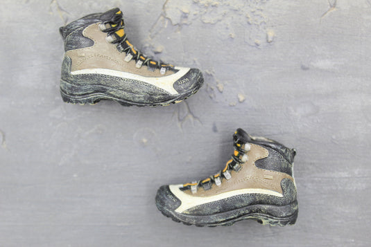 Private Military Contractor - Black & Brown Boots (Foot Type)