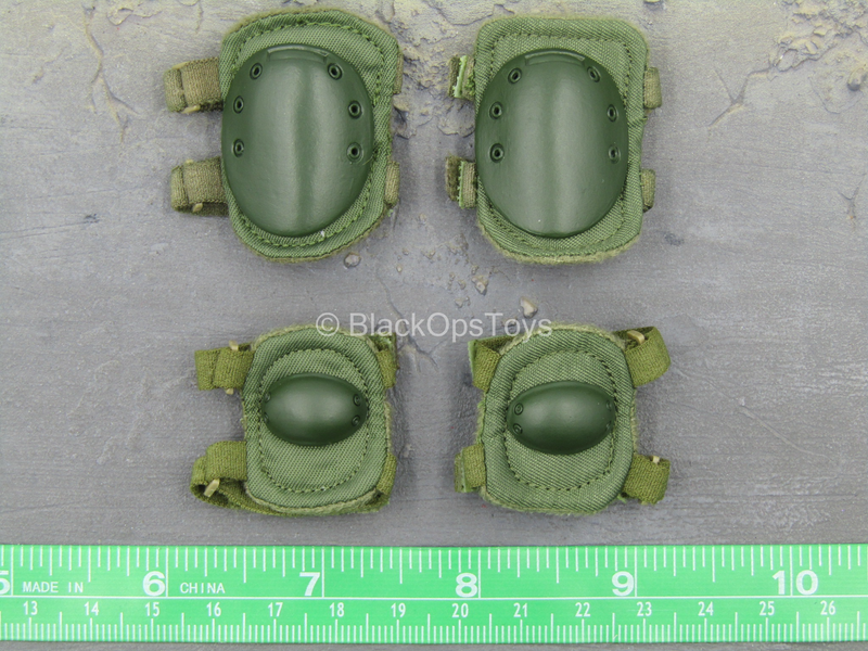 Load image into Gallery viewer, Chinese People&#39;s Armed Police - Green Knee &amp; Elbow Pads
