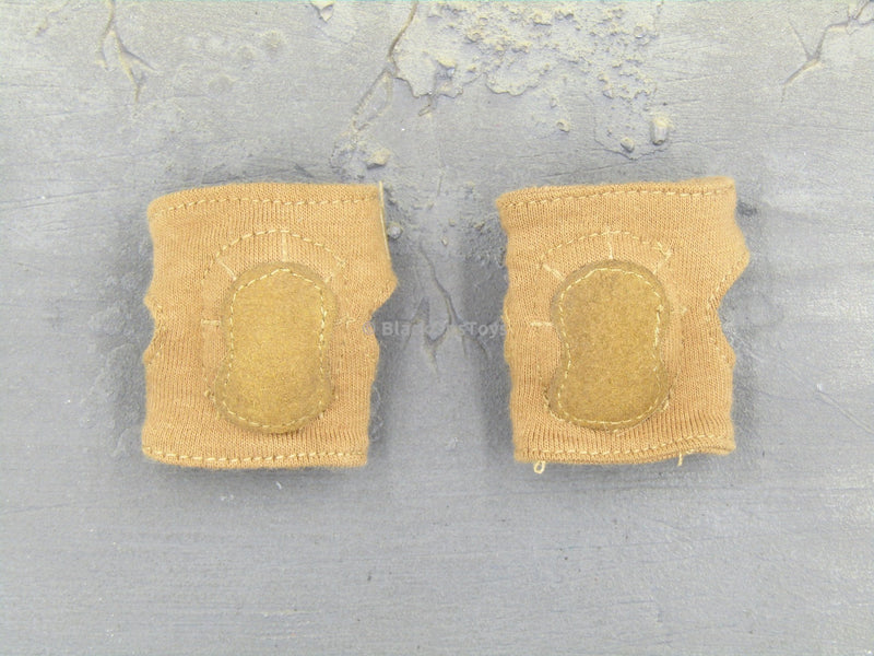 Load image into Gallery viewer, CIA - Desert Tan Knee Pads

