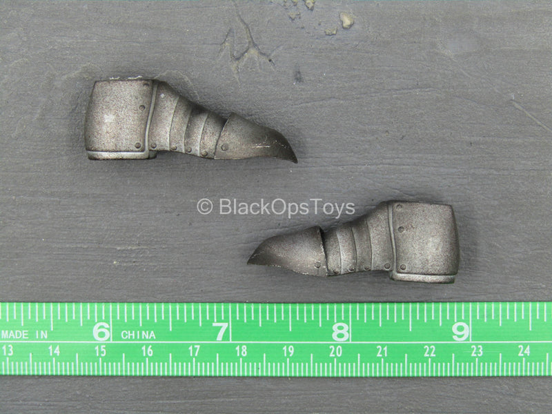 Load image into Gallery viewer, SAINT KNIGHT - Female Metal Sabatons (Peg Type)
