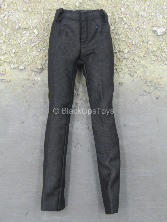 Female Black Suit Set w/Belt