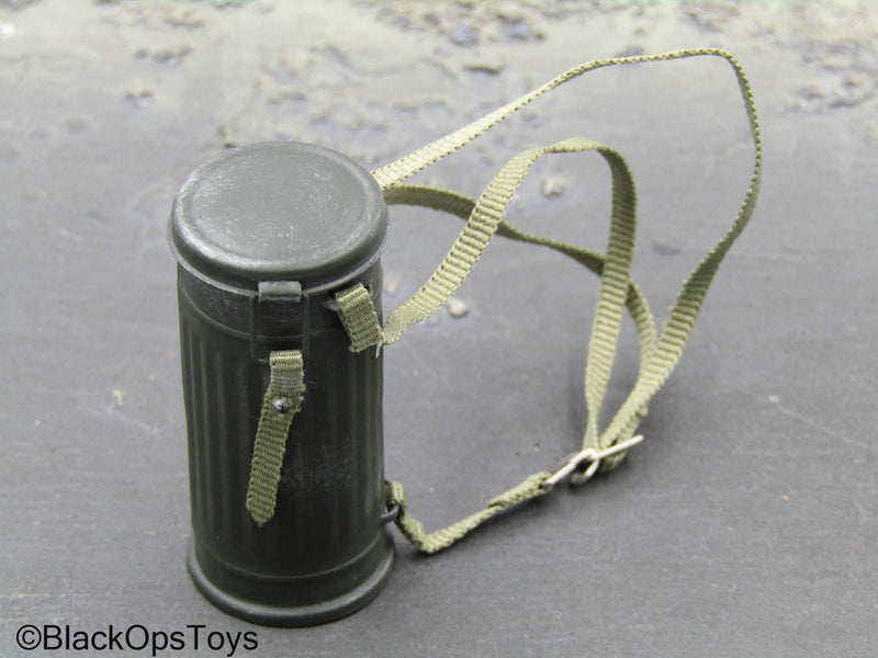 Load image into Gallery viewer, Rare WWII - German SS-Sturman - M31 Gas Mask Container
