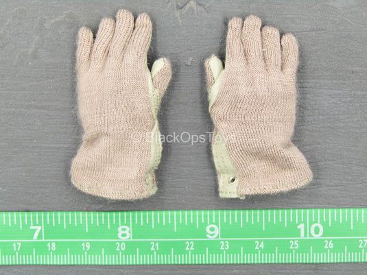 U.S. Marine Gear Set - Tan Gloved Hand Set (L&R)