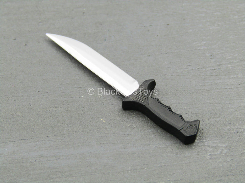 Load image into Gallery viewer, Underworld - Blue Eyed Selene - Combat Knife

