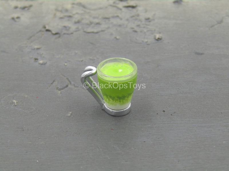 Load image into Gallery viewer, Green &amp; White Cup
