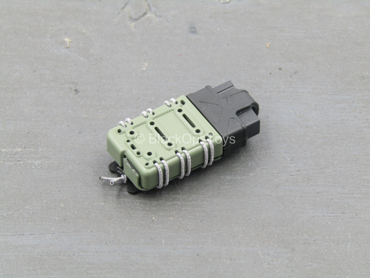Doom's Day Kit - Green 7.62 MOLLE Fast Mag Holster w/7.62 Mag