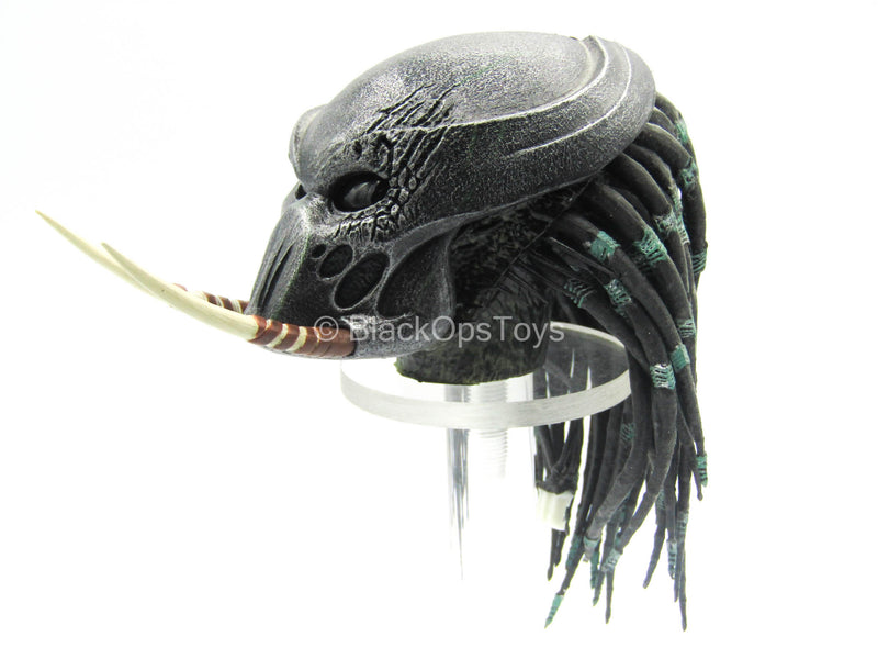 Load image into Gallery viewer, Tracker Predator - Male Yautja Head Sculpt w/Facemask
