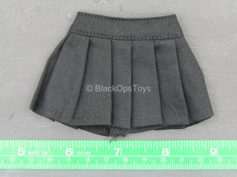 Load image into Gallery viewer, Female Schoolgirl Uniform Set w/Cell Phone
