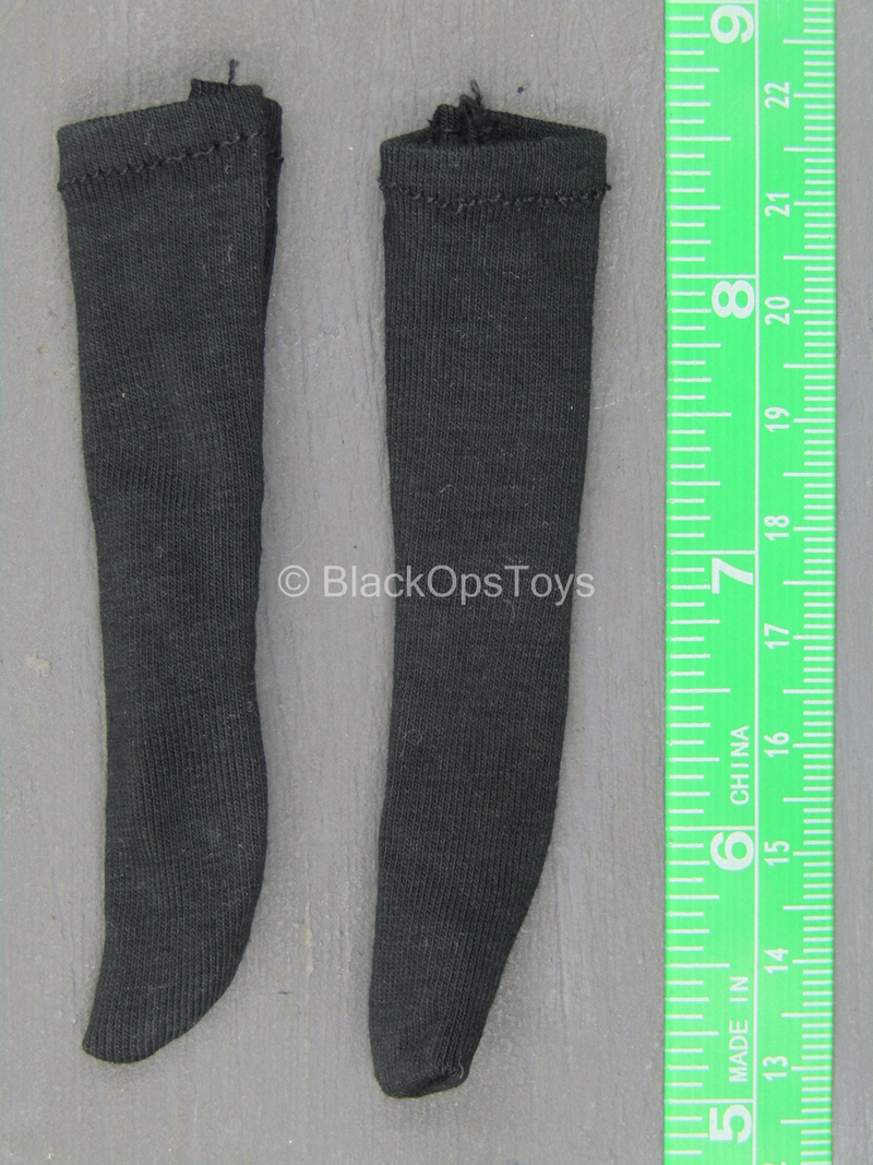 Load image into Gallery viewer, Female Schoolgirl Uniform Set w/Cell Phone
