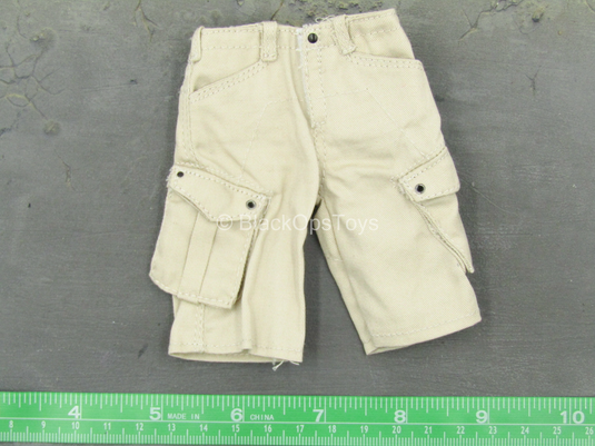 80's Tropical Shirt w/Tan Shorts