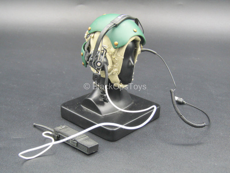 Load image into Gallery viewer, Seal Team 5 VBSS Commander - Deck Crew Helmet w/Radio Set
