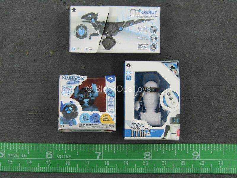 Load image into Gallery viewer, Robot Toy Set
