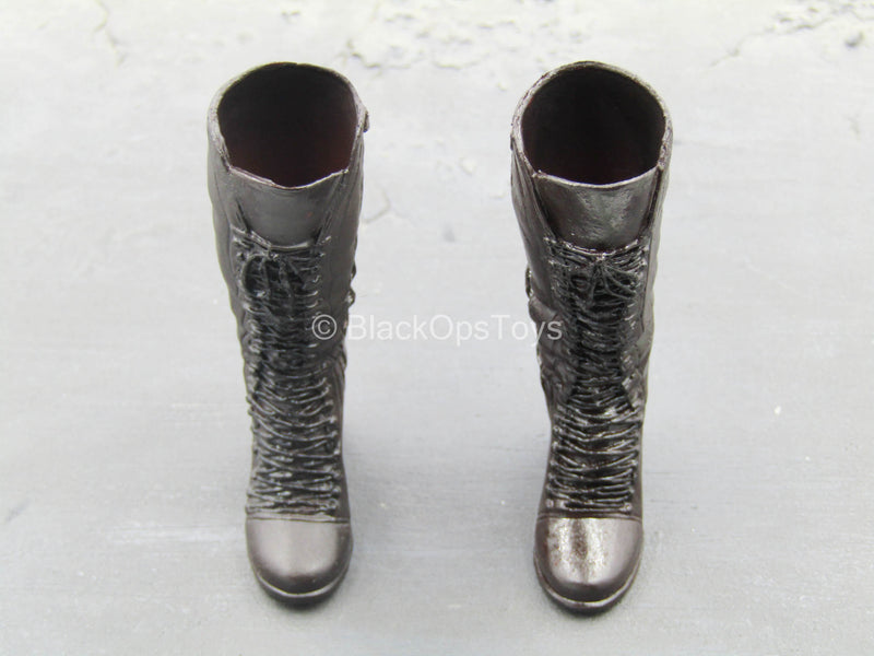 Load image into Gallery viewer, Black Widow - Brown Leather-Like Boots (Peg Type)
