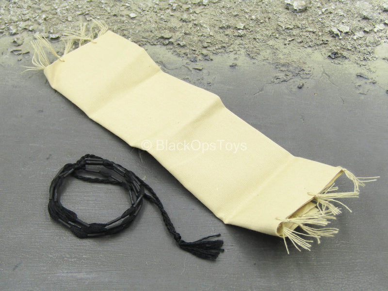 Load image into Gallery viewer, British SAS Blair Mayne - Tan Scarf Set
