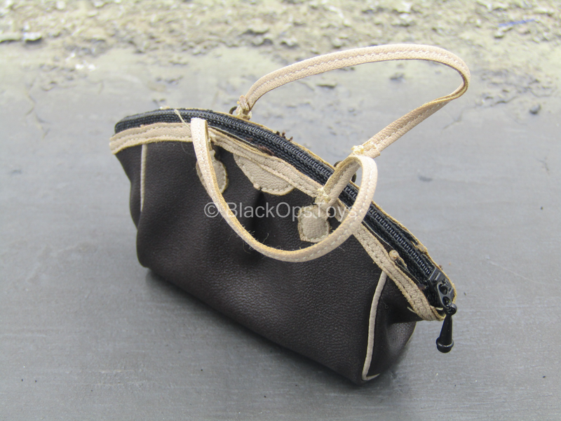 Load image into Gallery viewer, Female Uniform - Brown Purse
