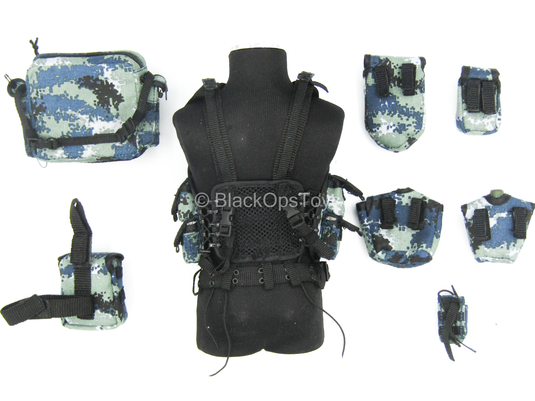 PLA Airborne Trooper - AF Type 07 Pixelated Vest w/Pouch Set