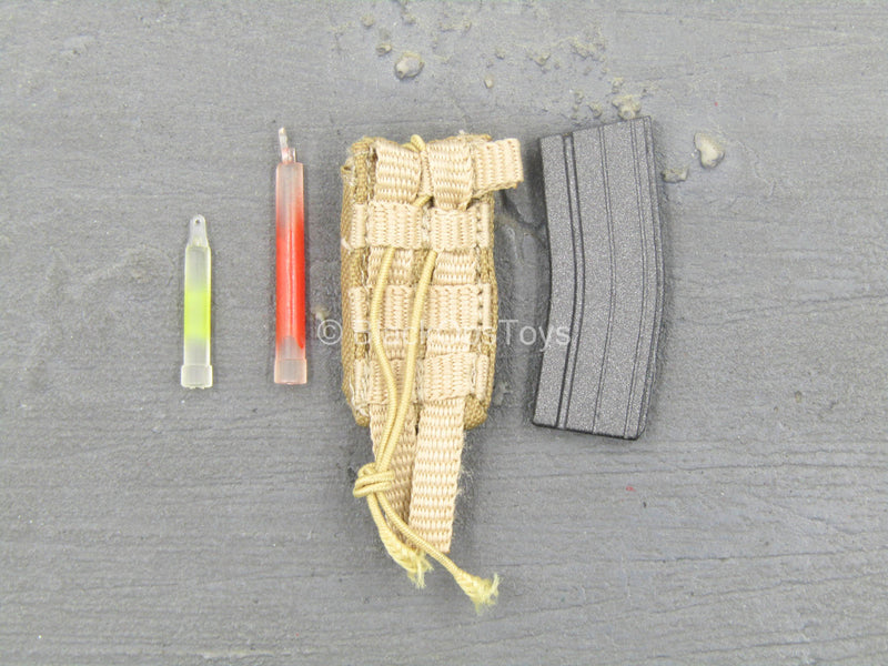 Load image into Gallery viewer, USAF CCT - Tan MOLLE AR Mag Pouch w/30 Round 5.56 Magazine
